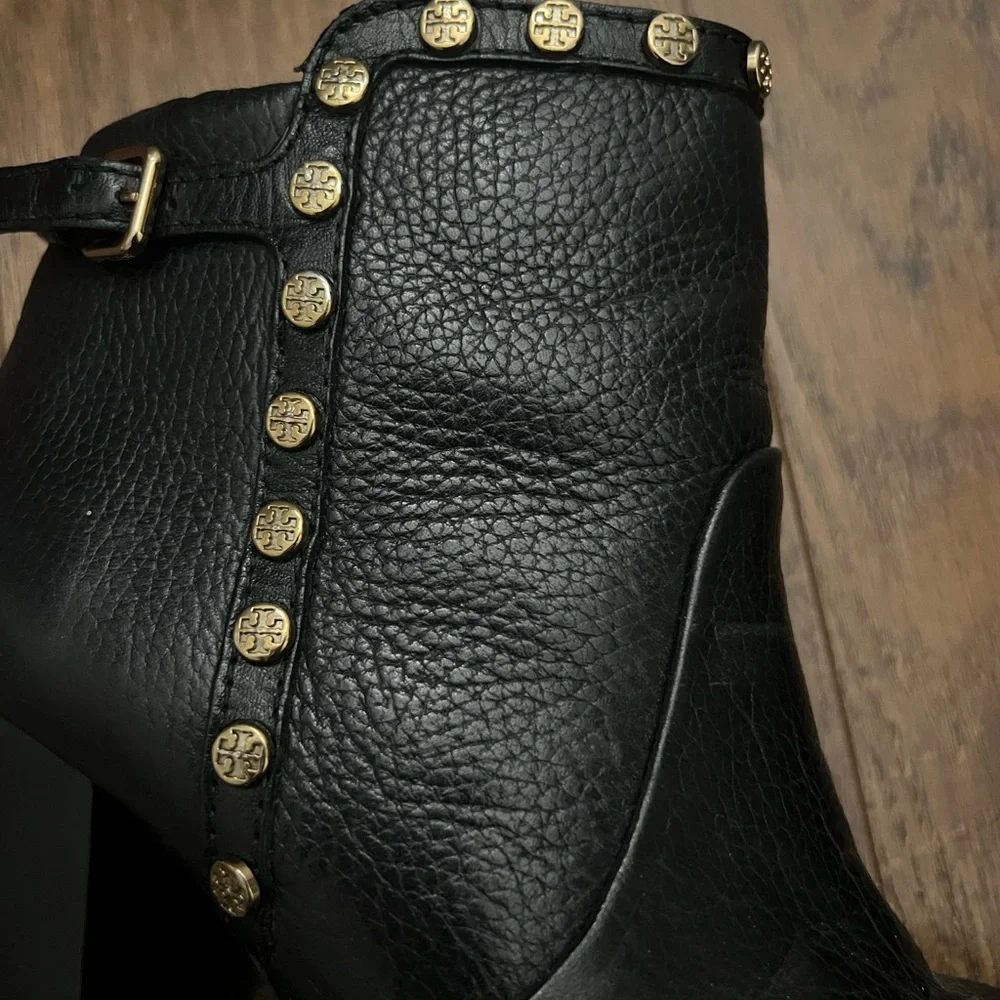 Tory Burch Black Leather Heeled Boots with Gold Accents Size 7 Mae Studded - Picture 3 of 11